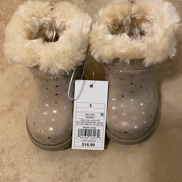 NIB Cat & Jack tan boots with fur top and sparkles - Picture 5 of 7